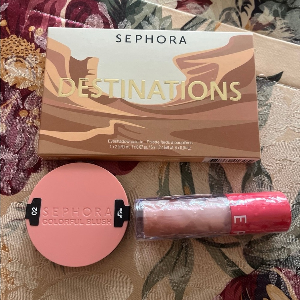 Sephora Eyeshadow, Blush, and Lip Gloss bundle